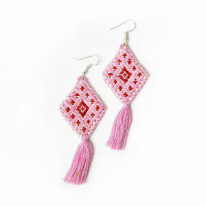 Aretes_telar_de_cintura_rombo_rosa_nativa